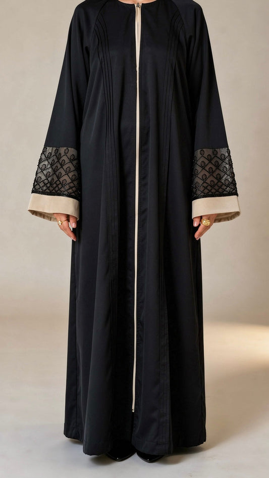Abaya Noor en tissu Nidah avec dentelle et sequins aux manches